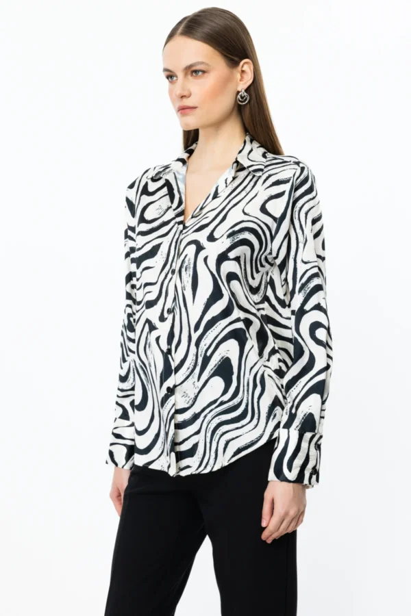 EKOL ON POLO YAKA DESENLİ GÖMLEK ZEBRA - Image 4